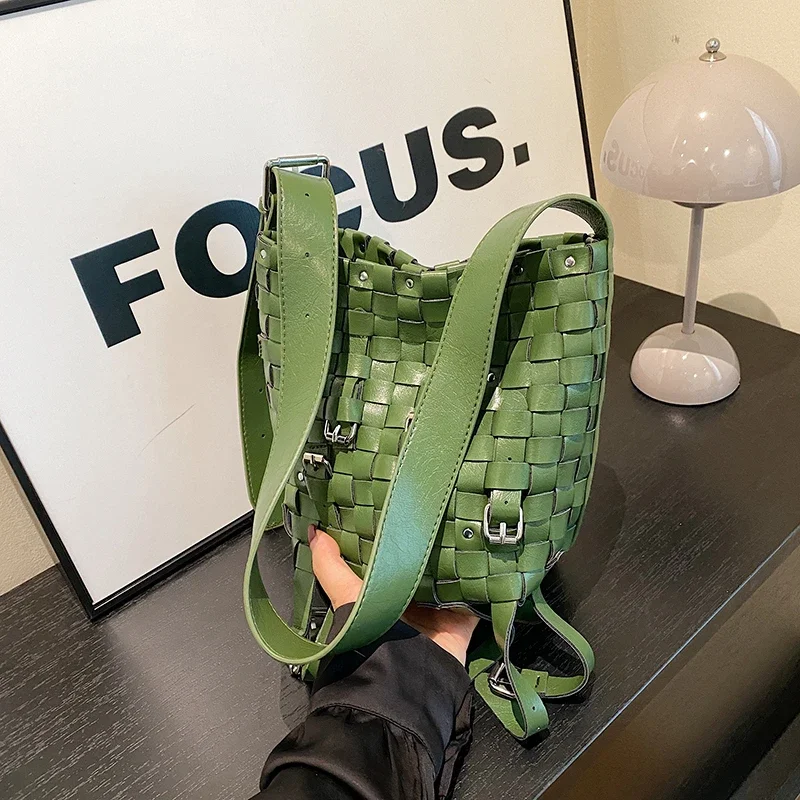 

Simple and Fashionable Woven Bag for Women 2024 Summer New Instagram Trendy Versatile Niche Simple Crossbody Bag