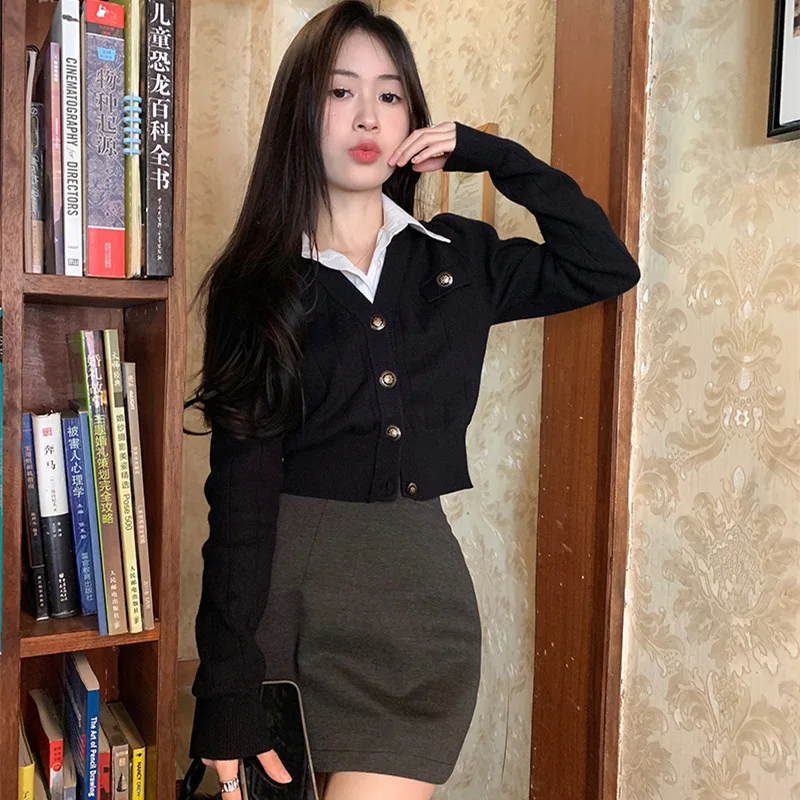 College Style Vacation Two-piece Polo Neck Knitted For Women In Early Autumn Fit And Slim Waist ColleCtion Short Sweater