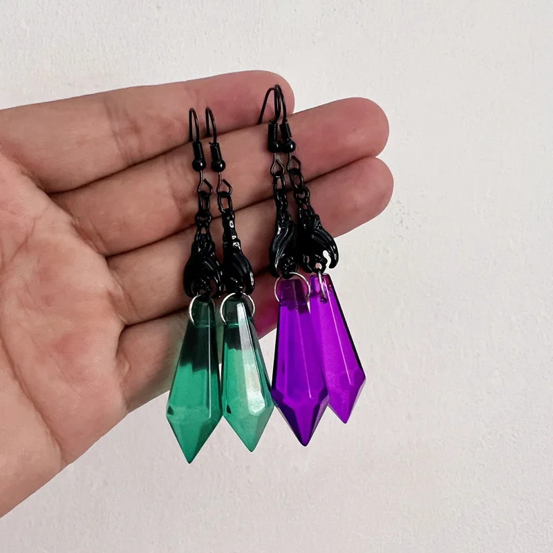 Gothic Green Venom Bat Crystal Earrings For Women Girls Fashion Pagan Witch Jewelry Accessories Gift Vampire Pendant Ear Hooks