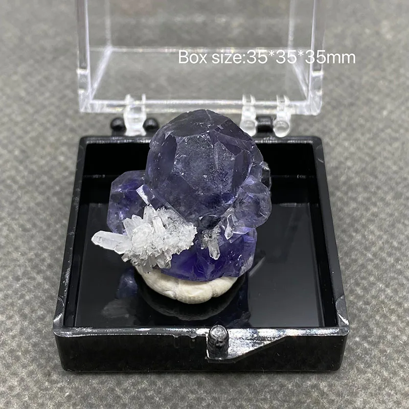 

100% Natural Polyhedral Tanzanite blue Purple fluorite cluster mineral specimens Gem level Stones and crystals +Box size：3.5cm