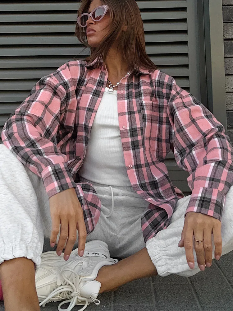 Casual Blouses New Fall Winter Office Lady Long Sleeve Pink Plaid Shirt Loose Versatile Plaid Pockets Shirts Top Women Clothing