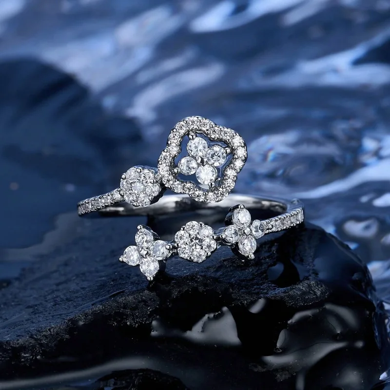 OXTAO Romantischer Vierblättriger Blumen-Moissanit Offener Bandring 14K Goldfilled Kleeblatt Stern Hochzeitsschmuck Jubiläumsgeschenk für Frauen – Detail 2