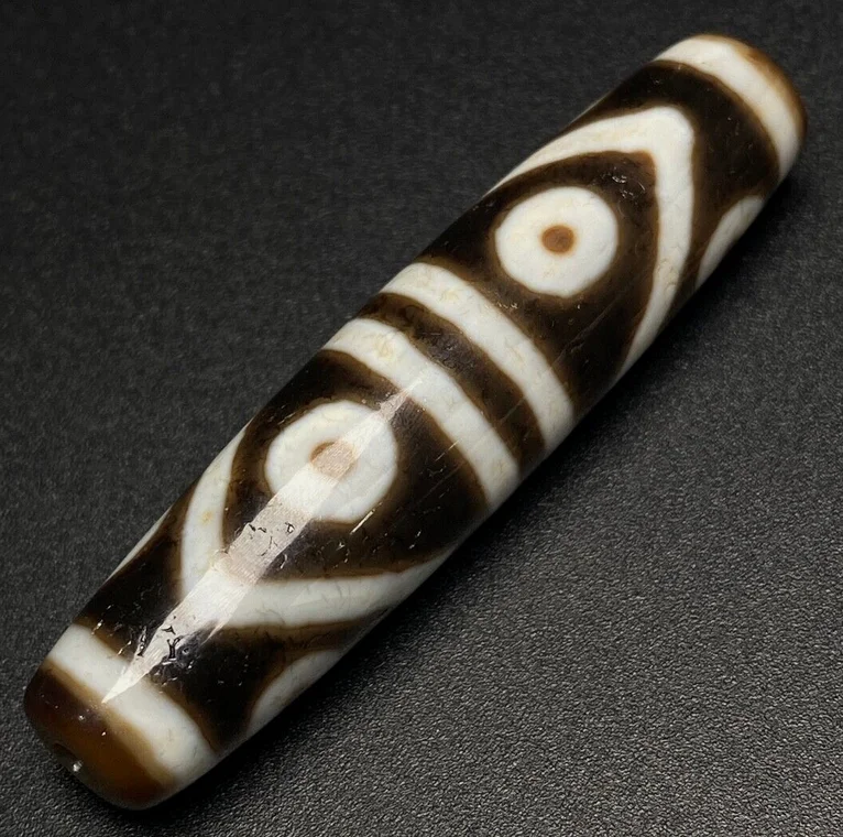 Contas DZI tibetanas antigas ágata antiga pingente amuleto totem de 8 olhos 55 × 13 mm