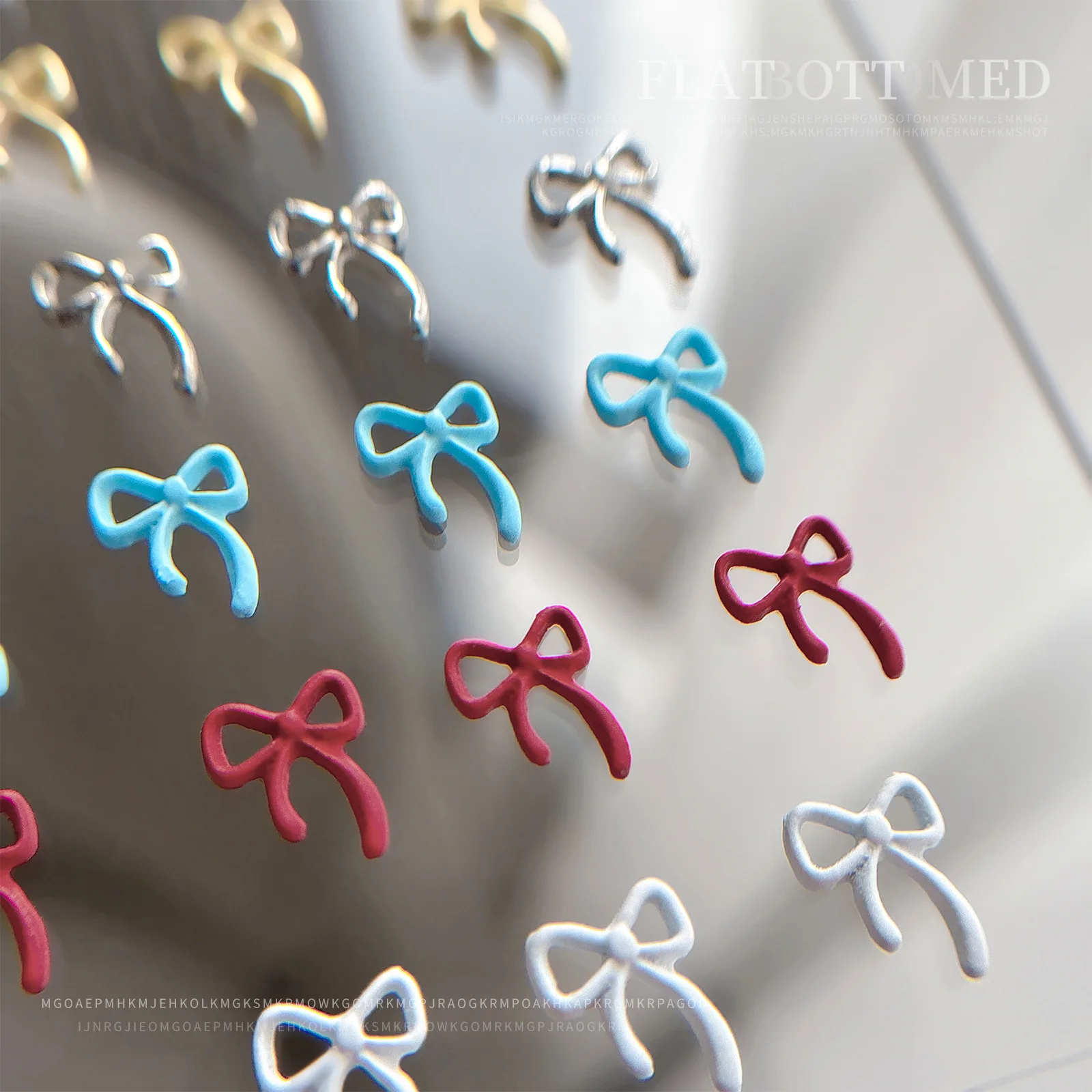 ربطة القوس فيونكة خط أزرق أحمر Bowknot الذهب سبائك الفضة شريط حرير معدني ملون شيك مسمار الفن الديكور مانيكير اكسسوارات مجوهرات