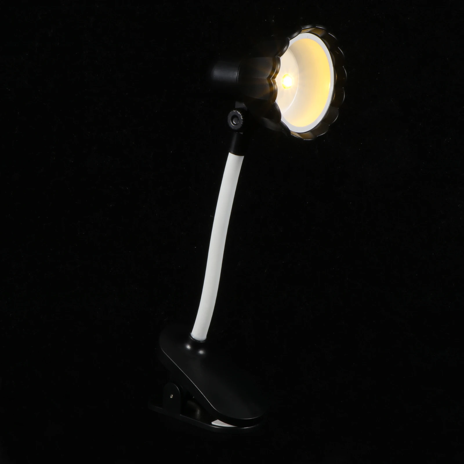 

Mini Clip on LED Book Light Black Student Bedroom Lamp Mini Table Light Reading Eye Protection Warm Atmosphere Style Scene