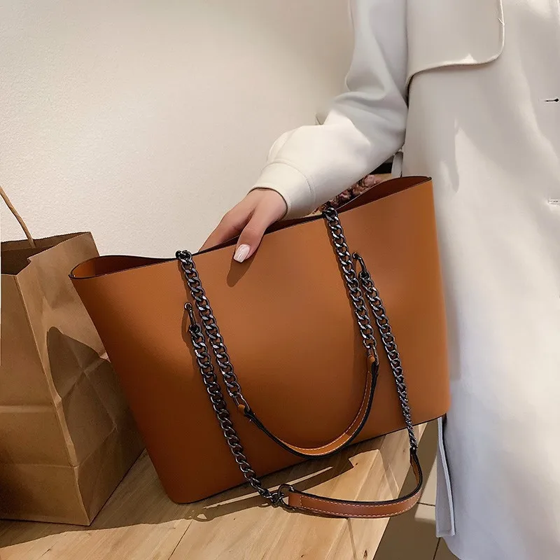 Lässige Handtaschen Damentaschen Designer Kette Umhängetasche PU Leder Damenhandtasche Große Kapazität Einkaufstasche Sac A Main