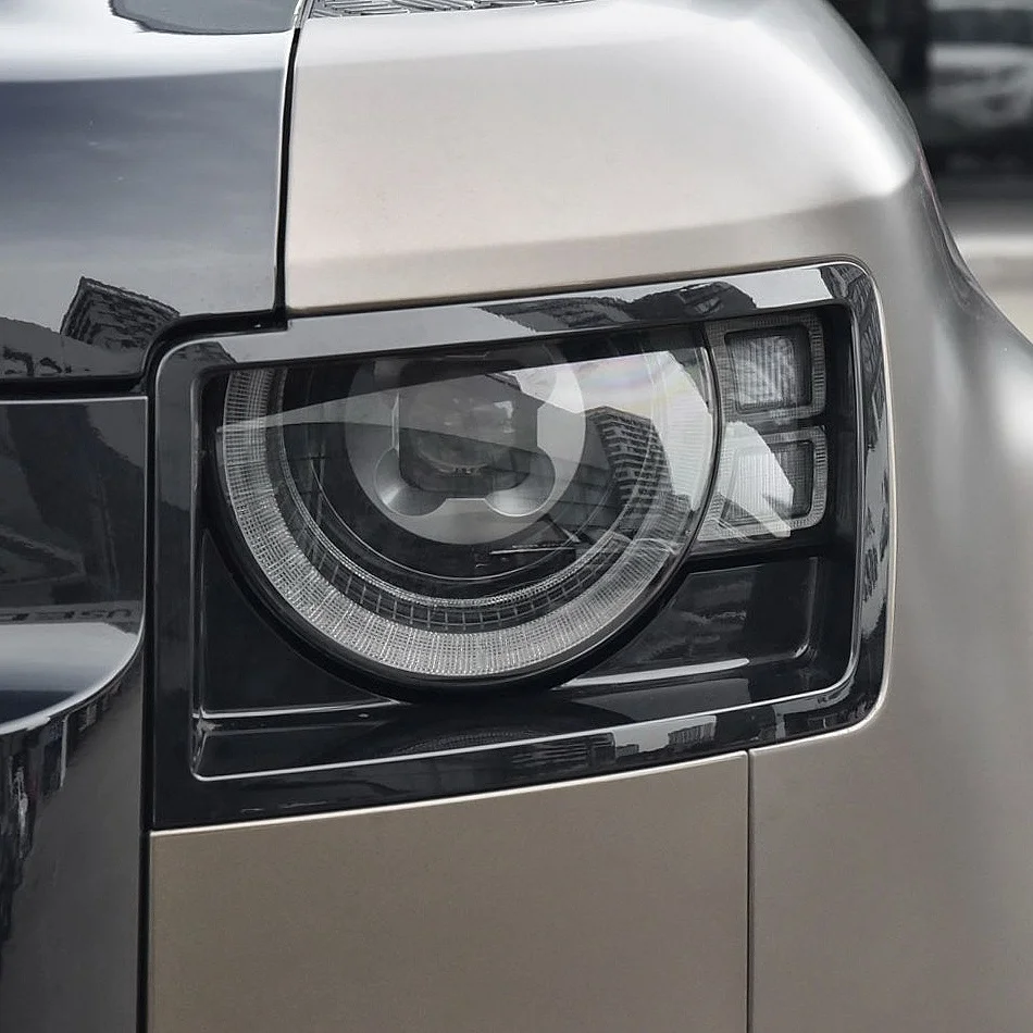 For Land Rover Defender 2020 2021 2022 Accesorios Para El Coche Replace A Transparent PC Car Lights Shell Headlights Lens Cover