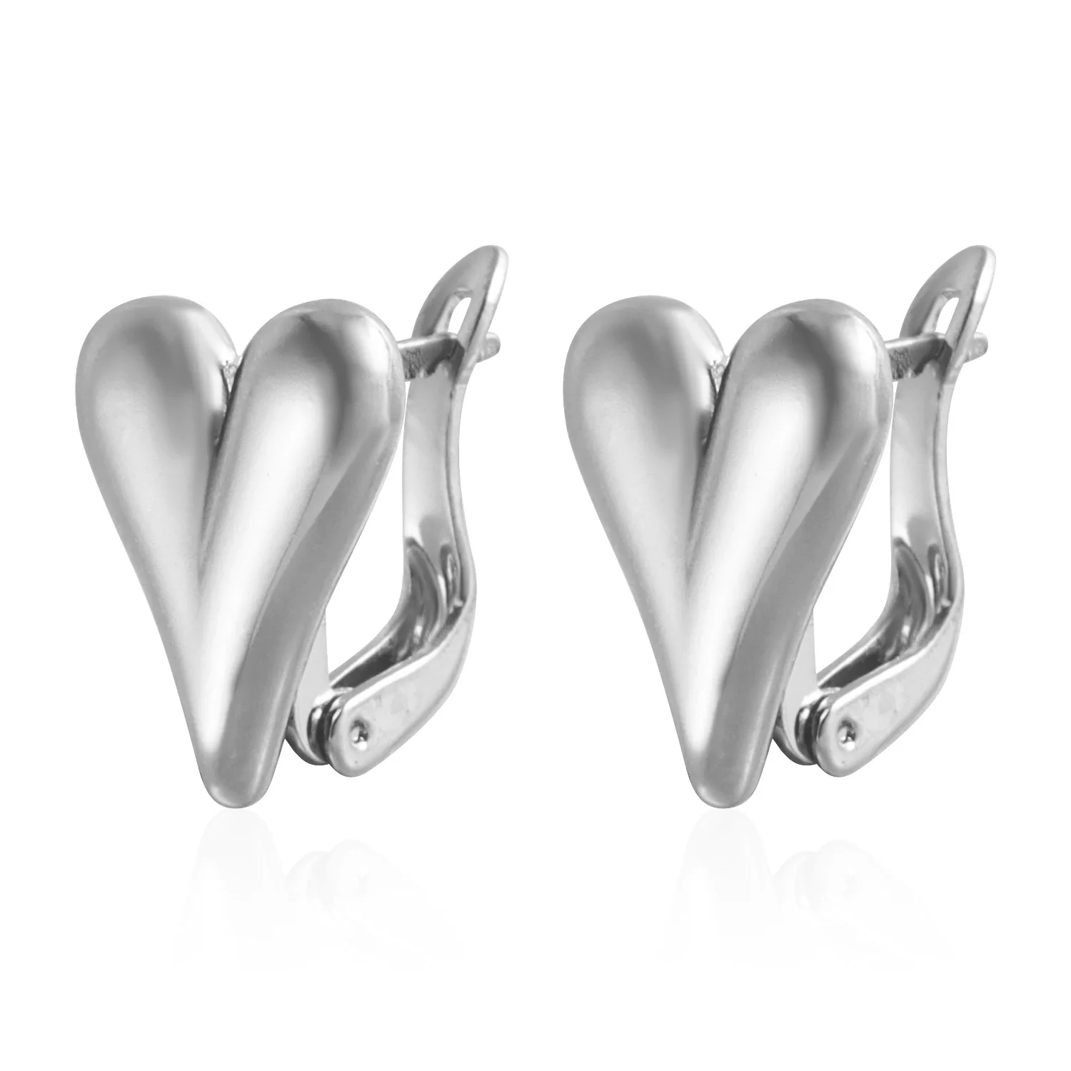 New Fashion Trend L Cute Earrings Love Stud and Clip Girl Temperament Stud Earrings Party Jewelry  Classic Earrings for Women