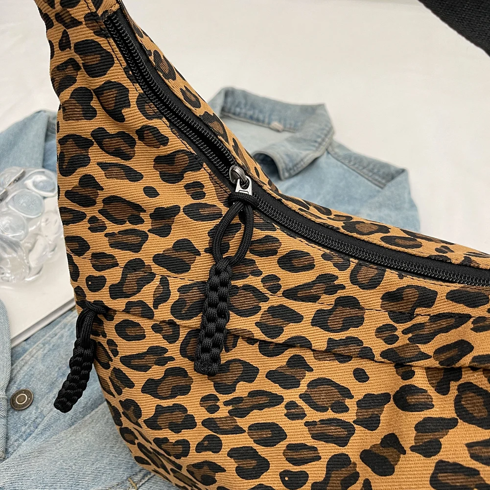 Women Hobo Sling Bag Large Capacity Leopard Print Crescent Crossbody Bag Adjustable Strap Daily Messenger Bag Simple Satchel Bag