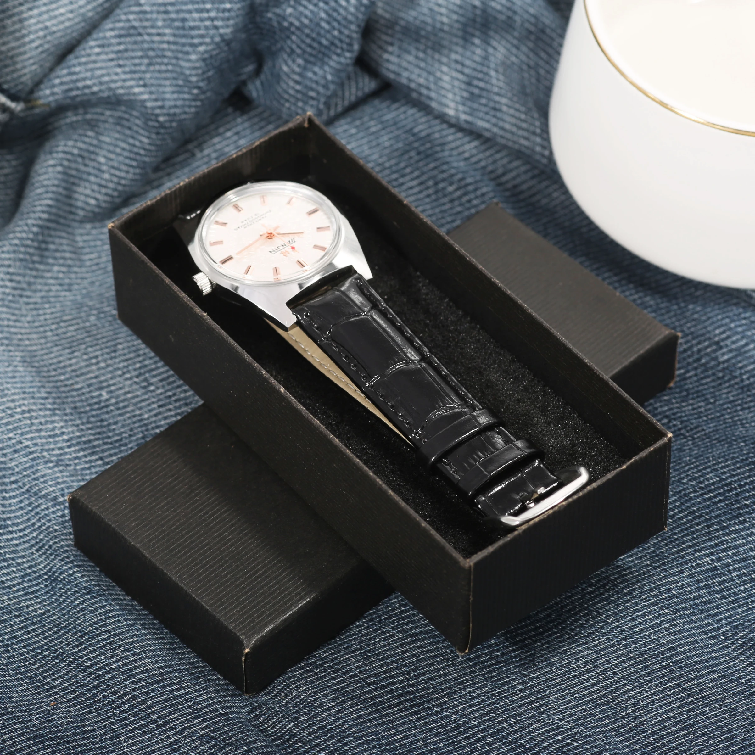 China Vintage Bauhaus Hand Wind Mechanical Watch Waterproof Ultra Thin Leather Watch Daily Casual Collector Timepiece
