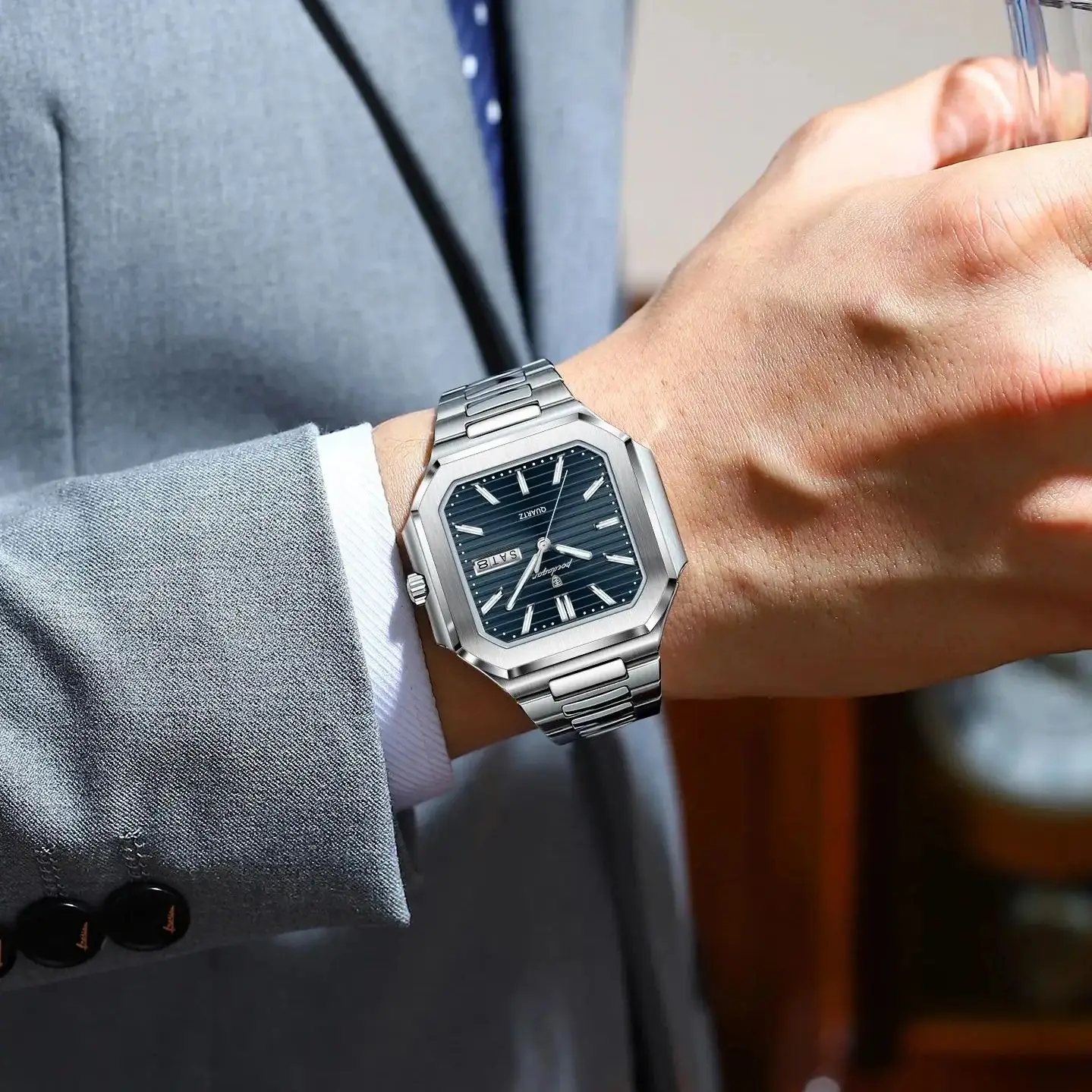 Men's Business Waterproof Luminous Date Week Watch