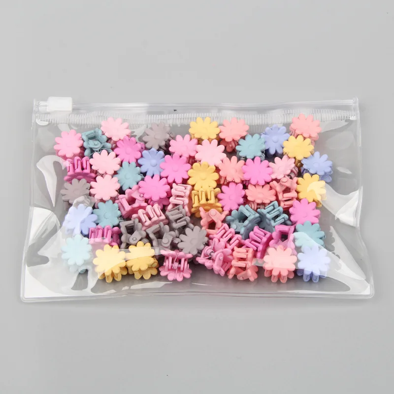 30Pcs/Bag Mini Cute Hair Claws Clips For Girls Baby Colorful Hairpin Cartoon Rabbit Flower Crown Star Hair Clips Children Clamp