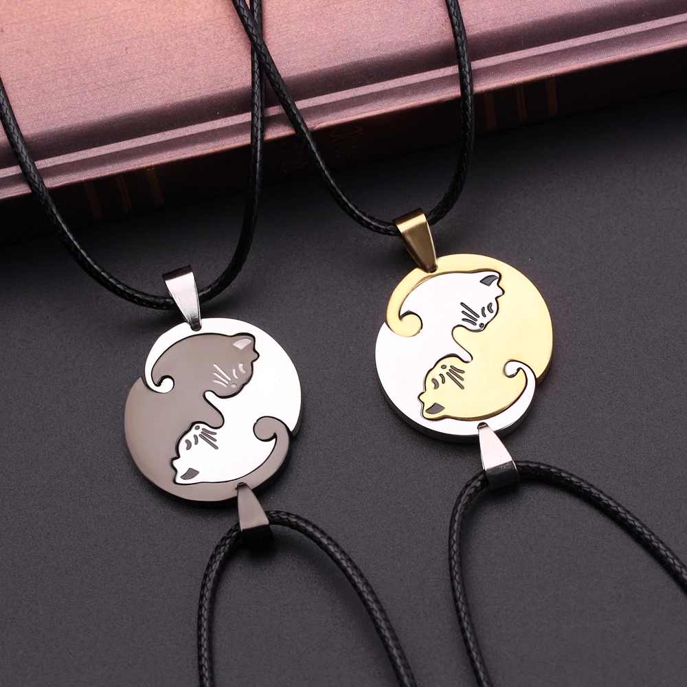 Kreative Katzen-Umarmungen Paar-Halskette mit Anhänger - Niedliches Schmuck-Accessoire für Freunde und Liebhaber als Geschenk