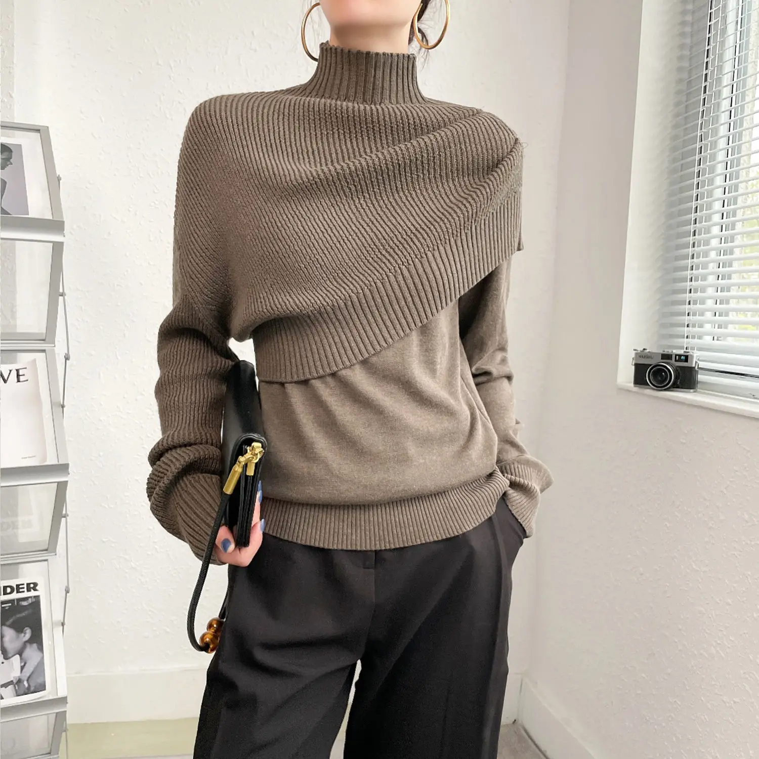 

High-grade wool autumn and winter new sweater loose personality knitted top turtleneck female fake two pieces