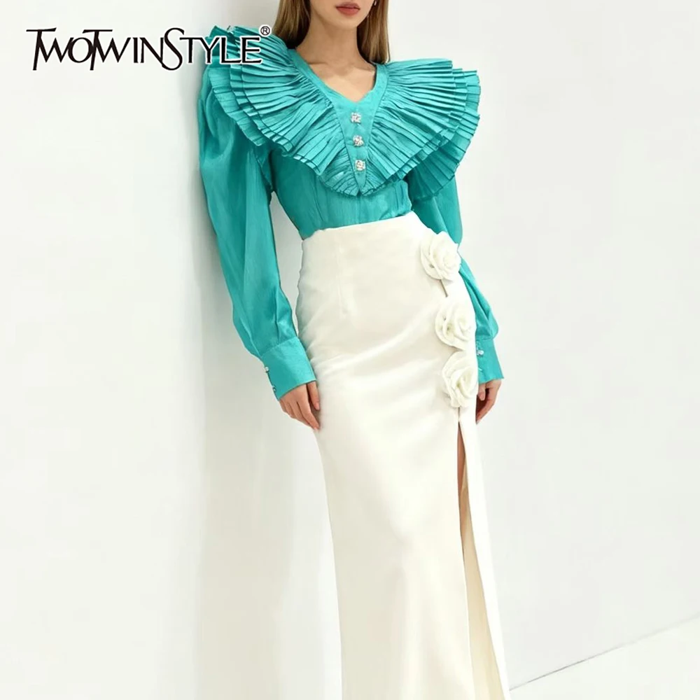 

TWOTWINSTYLE однотонная базовая рубашка со складками, женская свободная корейская элегантная женская рубашка с v-образным вырезом и длинными рукавами, осенняя мода, новинка