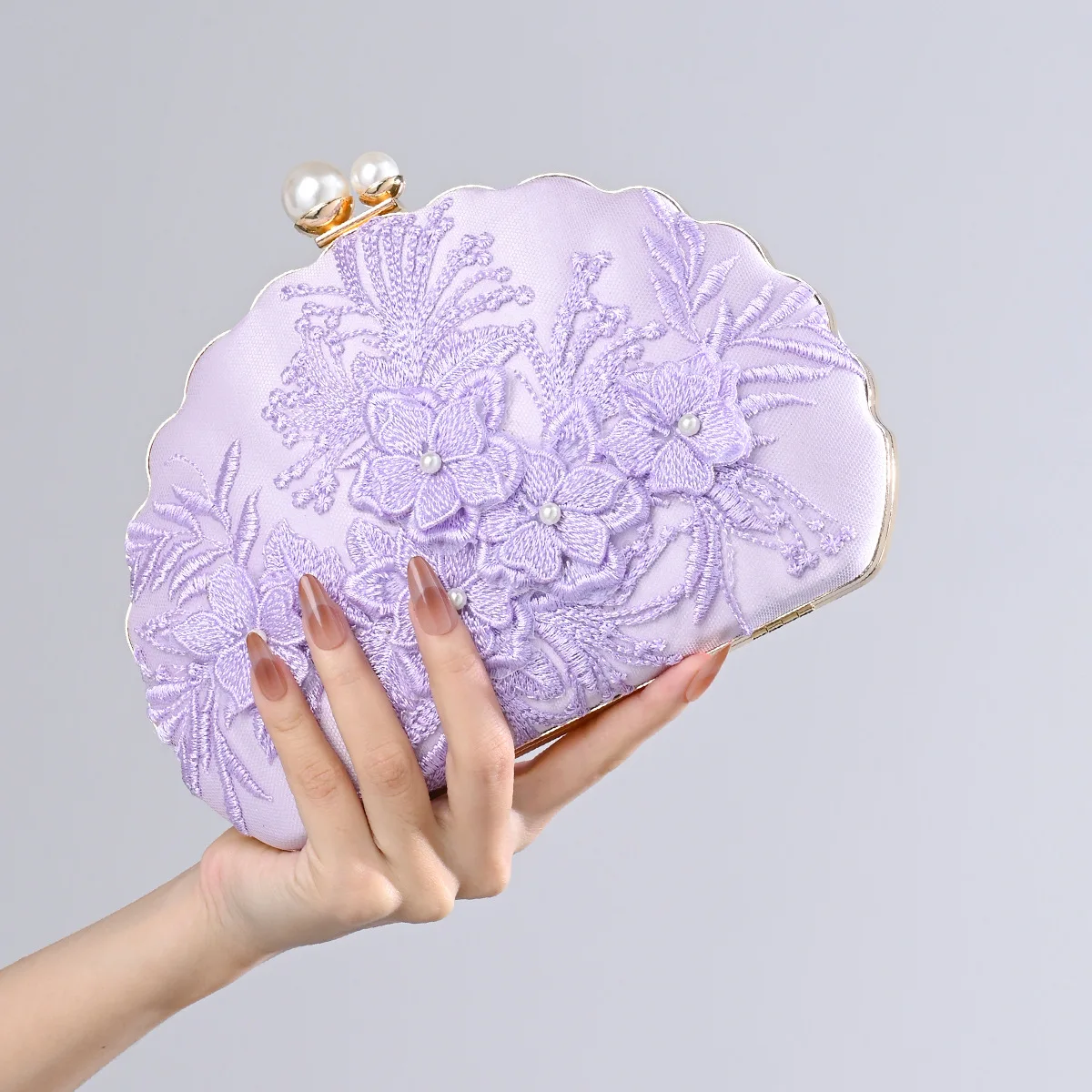 

Handmade antique Hanfu cheongsam dress embroidered dinner bag single shoulder oblique chain new