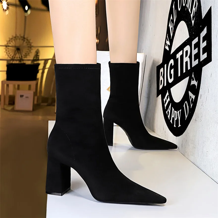 Plus Size 43 stivali da lavoro da donna con tacco spesso Black Flock Sexy Slim Slip-On stivaletti autunno donna scarpe da festa con tacco alto a