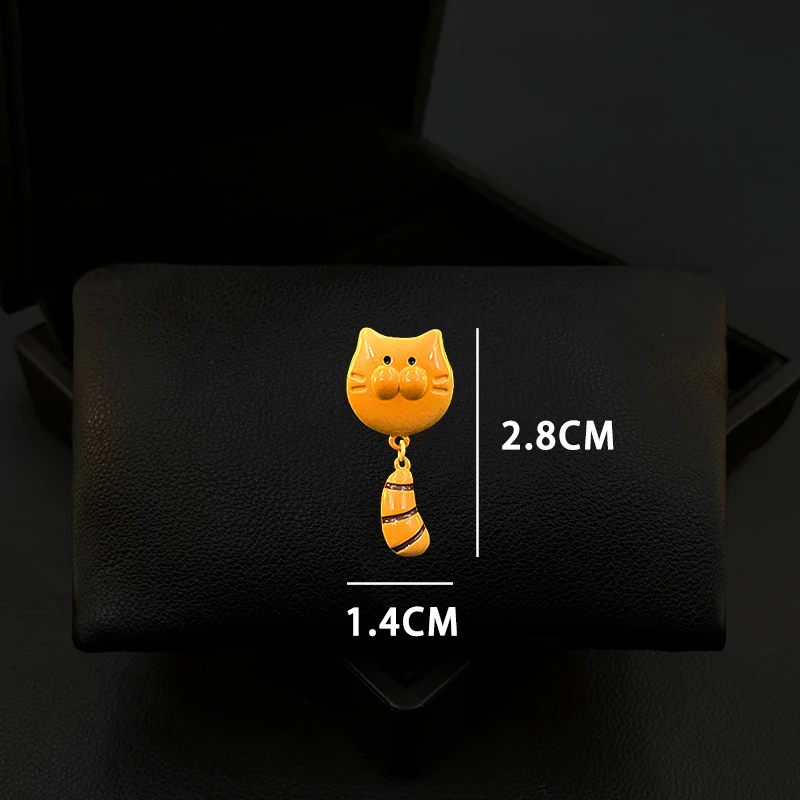 Cartoon Yellow Cat Animal Brooch Women's Cute Coat Pin Sweater Corsage Jewelry Gift Fashion Clothing Accessories Resin Daily