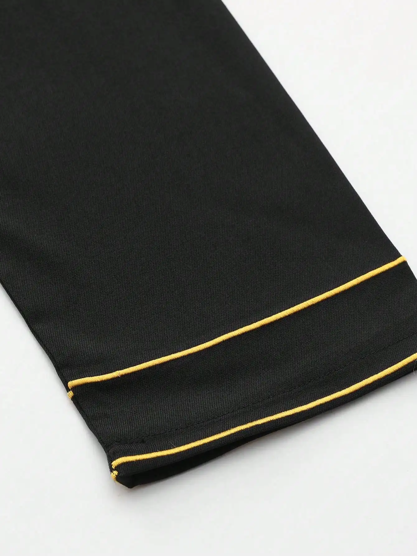 2025อิสลามมุสลิมอาหรับผู้ชายRobeแขนยาวปักคออาหรับThobeสําหรับชาย