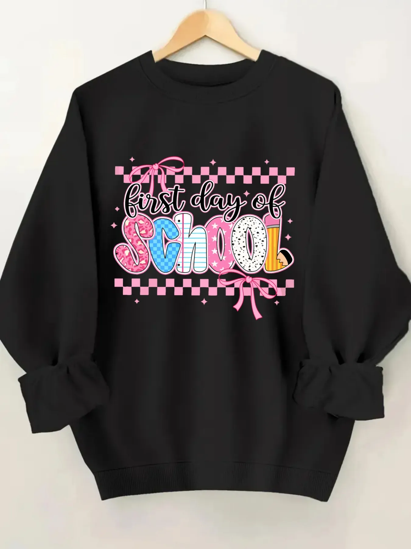 Women's Crew Neck Pullover Sweatshirt First Day School Design, Soft Casual Long Sleeve, Daily Casual Top Outfit, Winter Women's Clothing, Thanksgiving Outfit