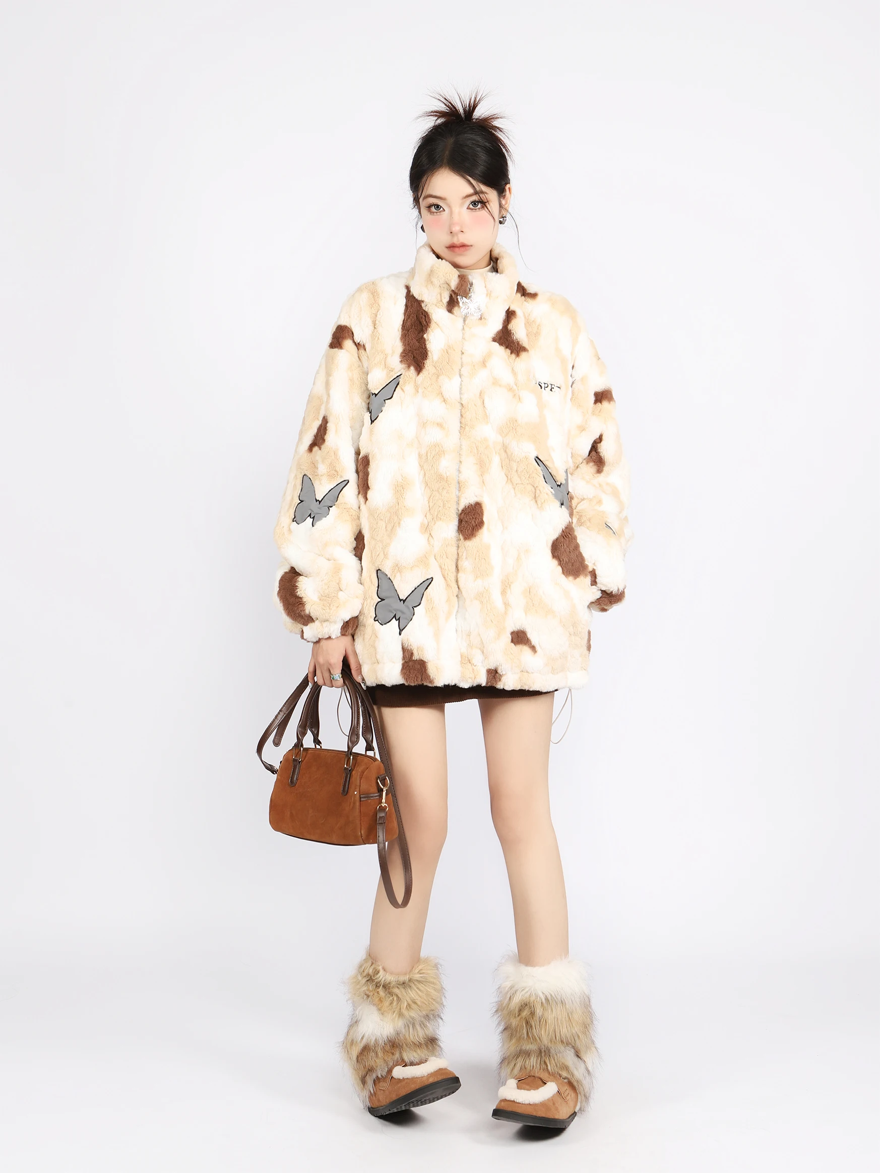 سترة صوف الضأن الأبيض رايون الحرير الاصطناعي الألياف الاصطناعية خيوط كيميائية المصنعة موضوع هندسي ستراند مصممة GF