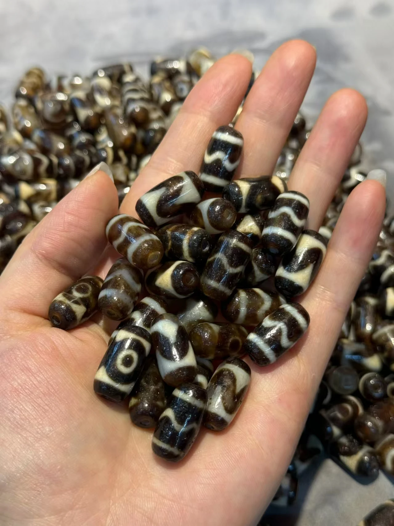 400pcs/lot special discount premium craft Taiwan variety agate dzi Thread beads Weathering lines Multiple patterns Ethnic style