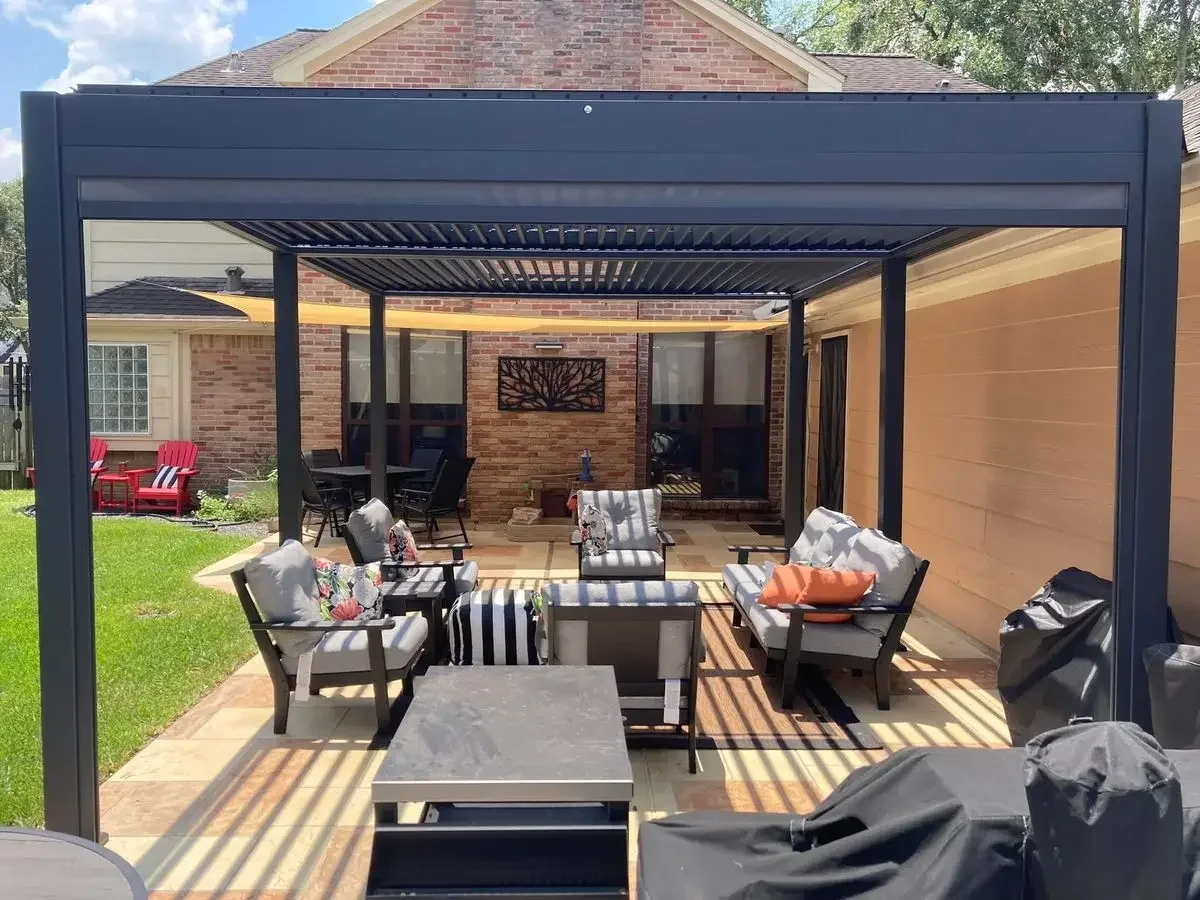 Modern Outdoor Waterproof Custom Homes Prefab Houses Roof Pergola System Aluminum Powder Coated Garden Roof Awning
