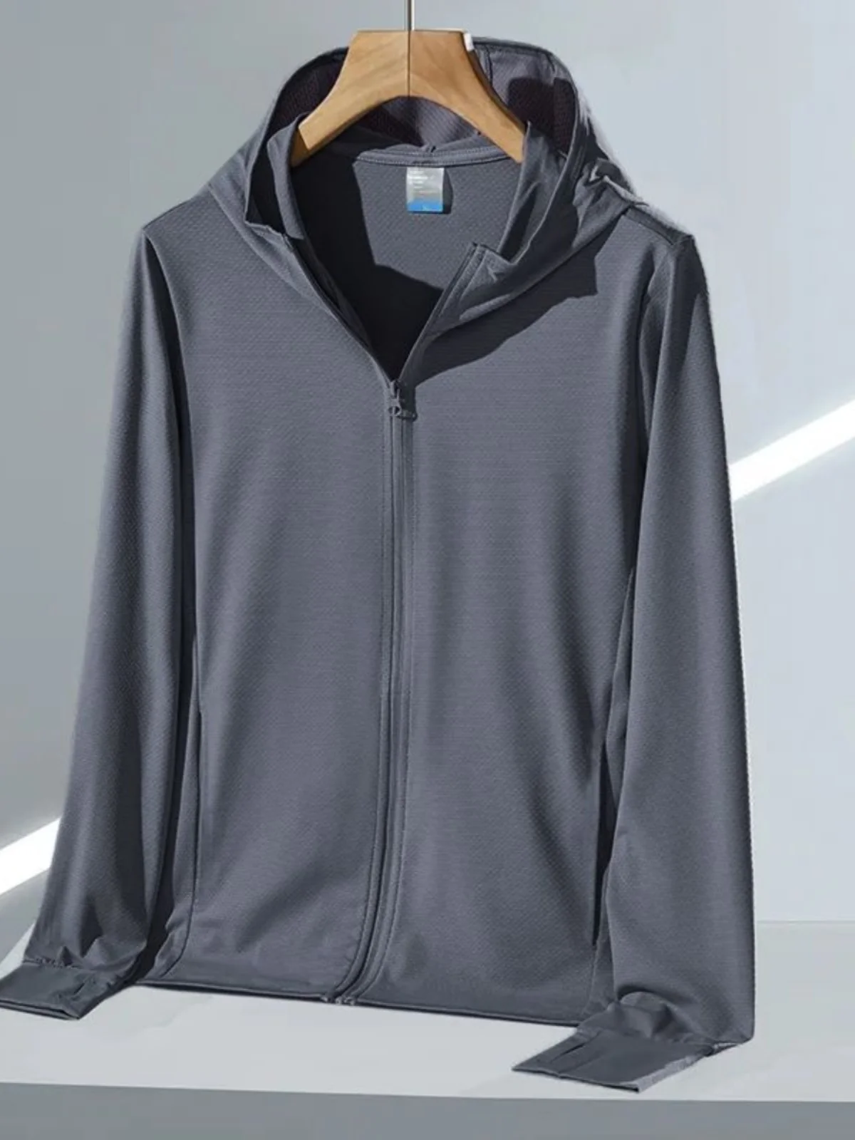 

Ice Silk Me Cool Sensation Солнцезащитная одежда Мужская универсальная тонкая однотонная одежда Qui Dry Color большого размера с защитой от ультрафиолета на молнии...