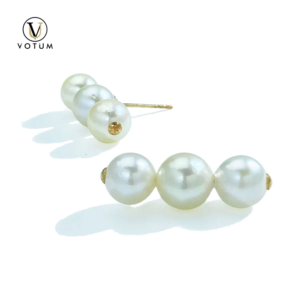 

Votum Akoya Pearls Geometric Earrings Stud for Women 18K Gold Minimalist Earstud Birthstone Wedding Gift Fine Jewelry