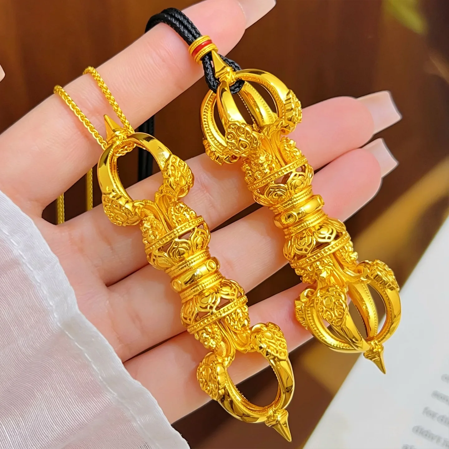 AU999 24K pure gold unisex hollow vajra pestle pendant, vintage Tibetan protective jewelry for men and women