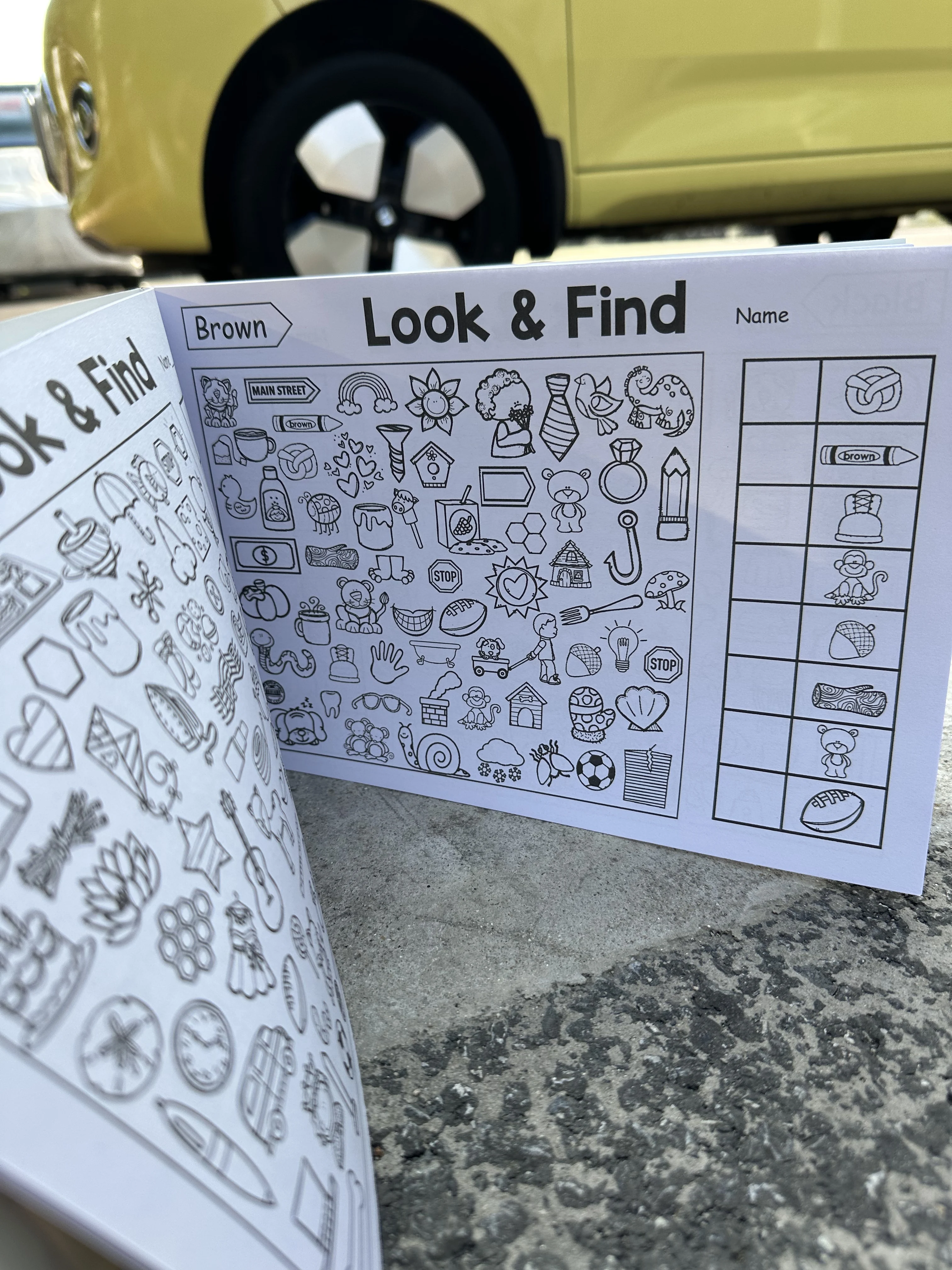 Interactive Hidden Objects Book for Youngsters Concentration Training & Educational Fun with Find and Color Puzzle School Family