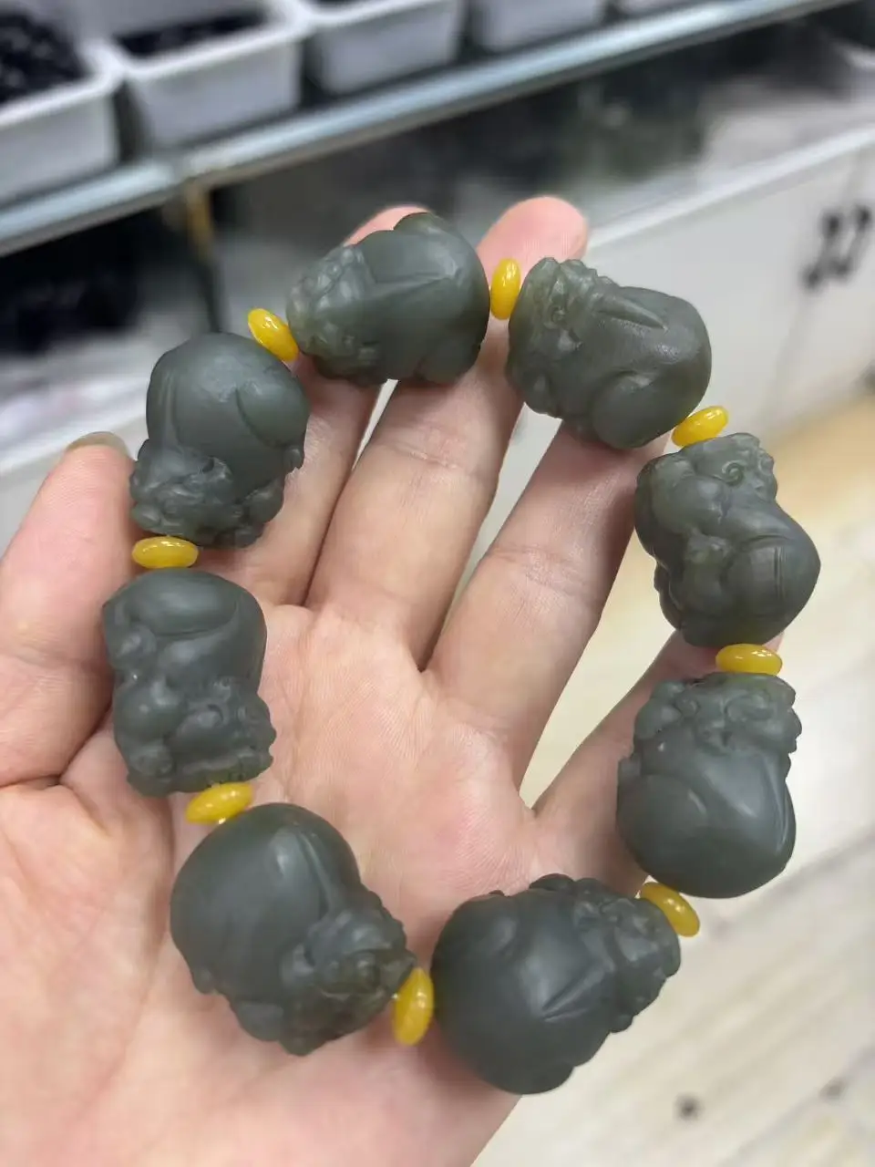 Natural High quality Hetian Jade Bracelet Hand Carved Beautiful Pi Xiu Bangle Fine Jewelry Accessory bracelet with Certificate