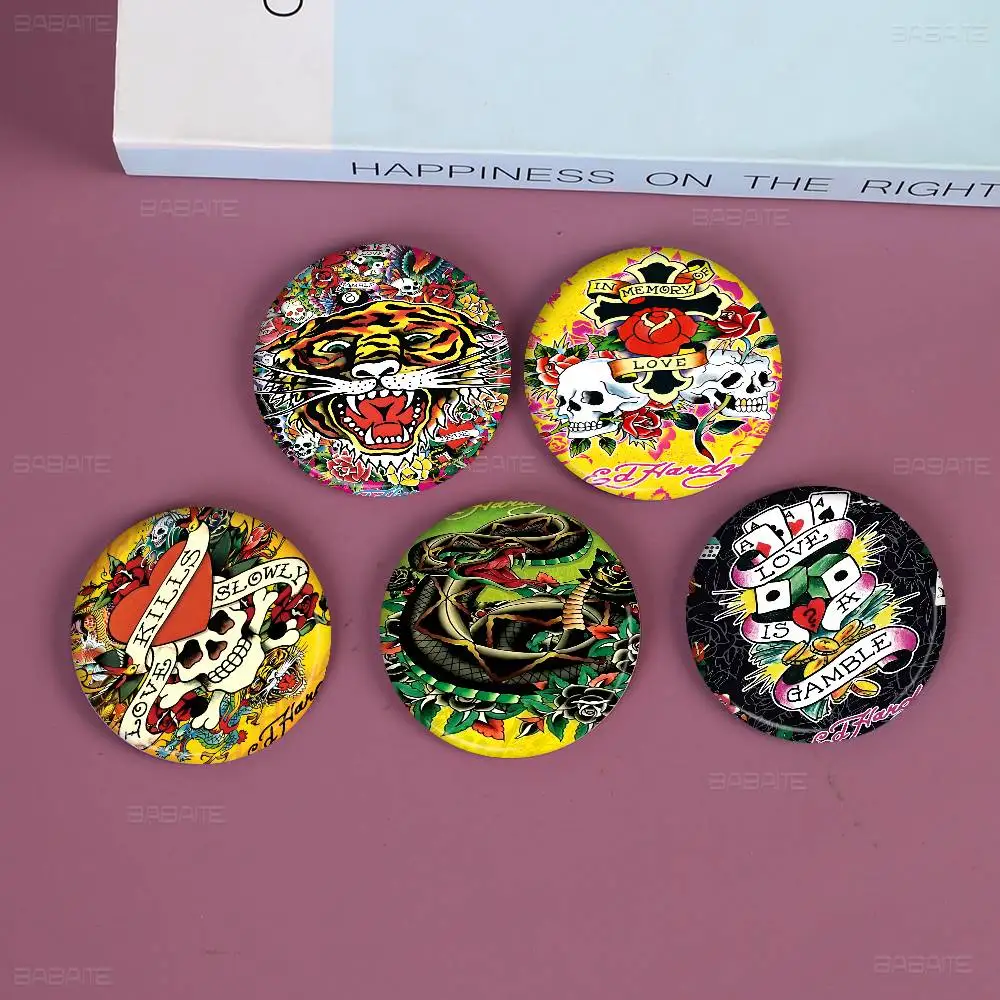 Fashion Brand E-Ed H-Hardy 58mm Animals Funny Brooches Badge Backpack Clothes Gift Accessory
