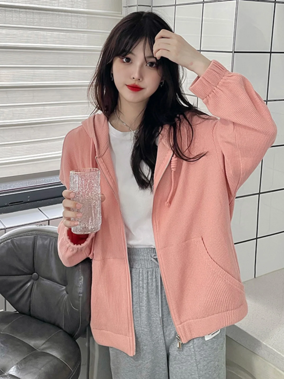 Sweat à capuche décontracté et ample pour femme, Jaet, couleur polyvalente, fermeture à glissière, longueur longue, automne 2024