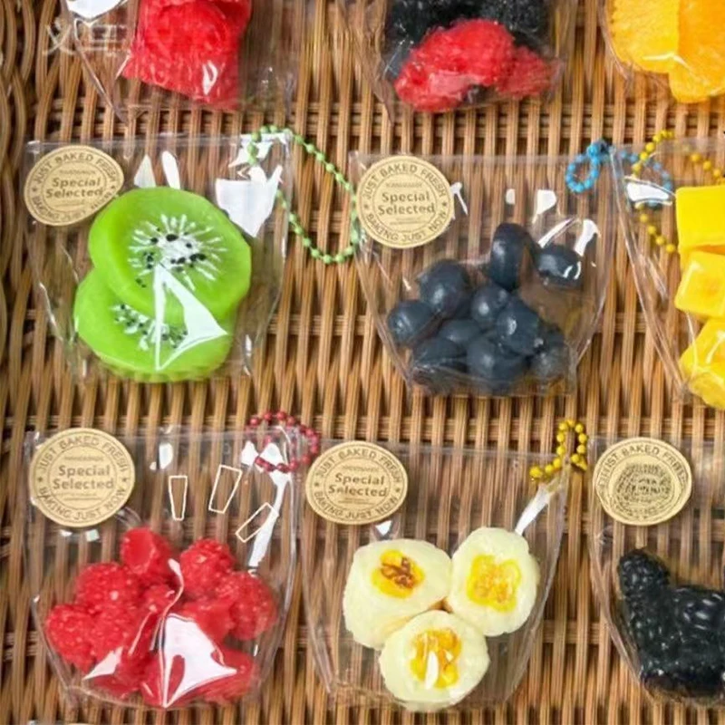 Kawaii Squishies Mochi juguetes de frutas de simulación de descompresión para niños pelota antiestrés llavero para apretar juguetes para aliviar el estrés para fiesta