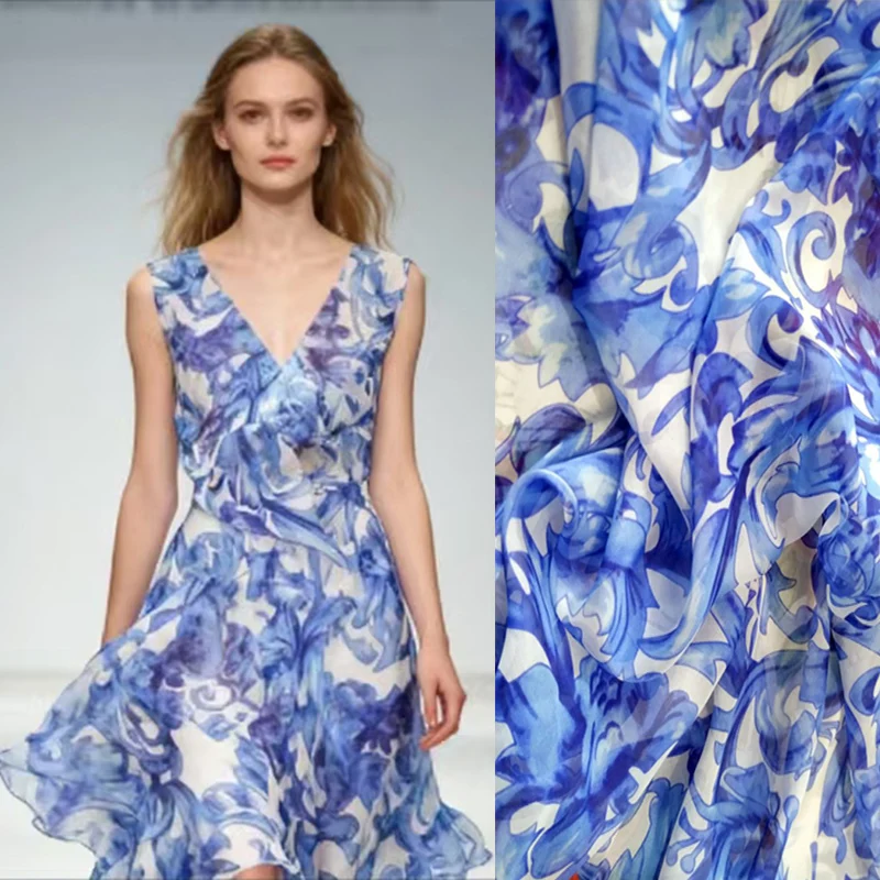 

Итальянский бренд модельер ткань с логотипом индивидуальный заказ 100% шелковая шифоновая ткань шелковицы ткань с синими цветами и принтом тюль ткань с принтом рукоделие пижама женская тюль ткань для шитья Шелк