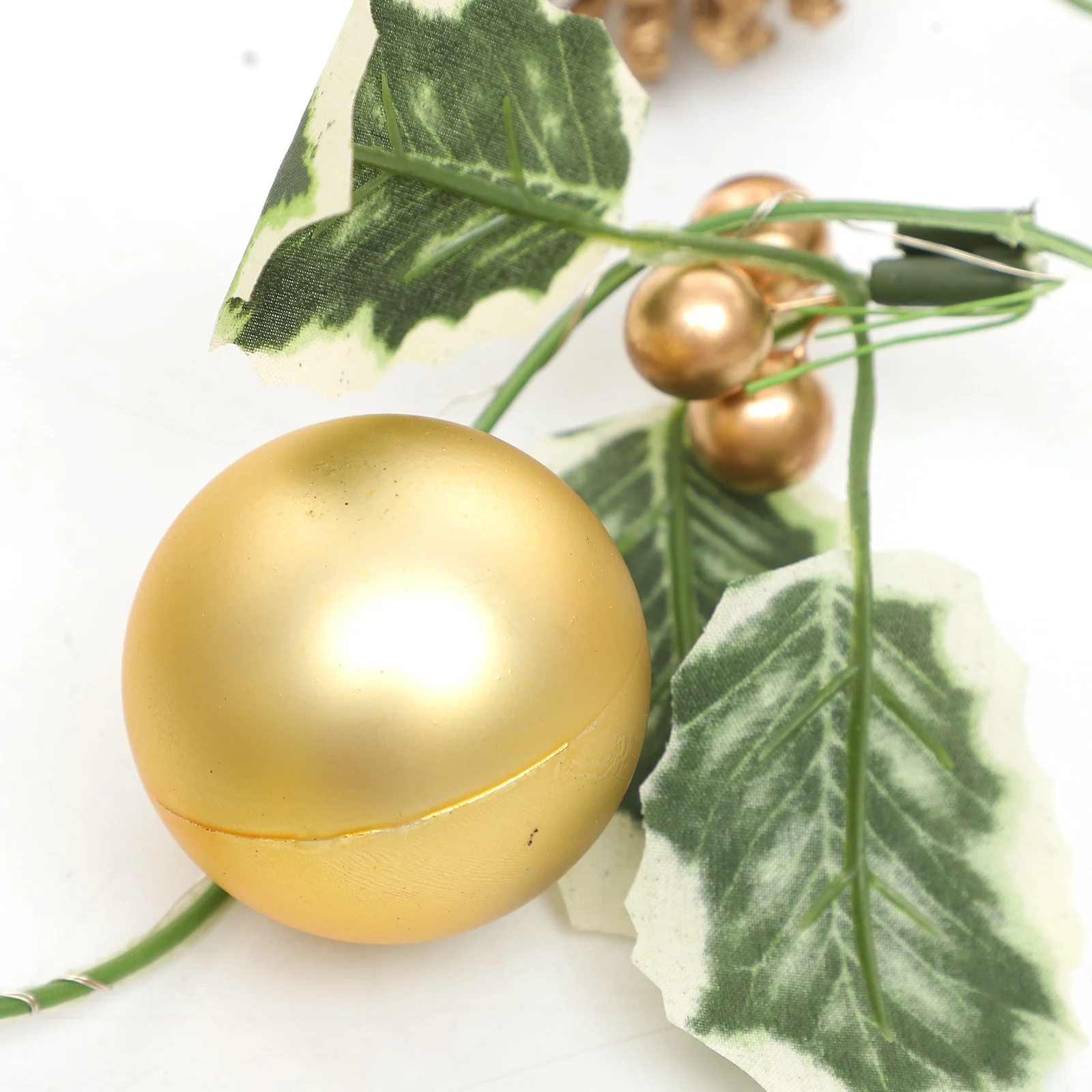 

20 LED Christmas String Lights Warm White Illuminated Garland for Bedroom Holiday Decor Indoor Outdoor Decoration