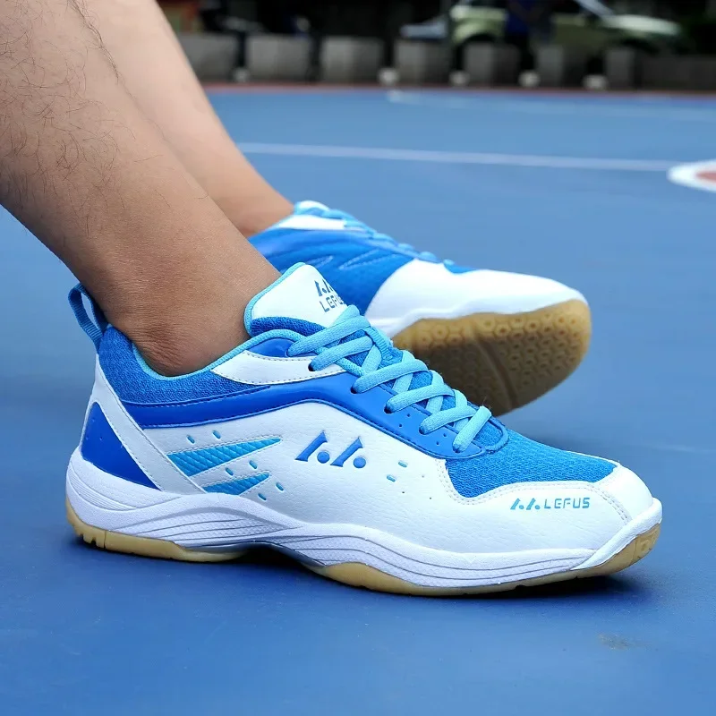 New Badminton Shoes Professional Competition Men and women Unisex Sports Shoes Tennis Shoes Light Weight Table Tennis Sneakers