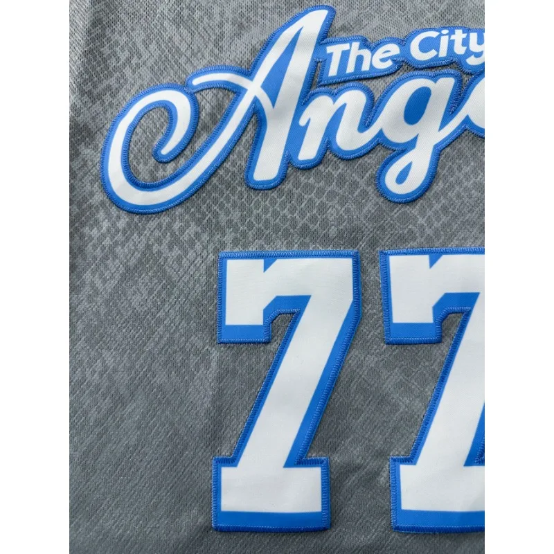 الرجال # 77 قميص كرة السلة المطرز لوس أنجلوس برقبة دائرية، فضفاض مناسب، قميص رياضي كاجوال قابل للتنفس للتدريب على الارتداء غير الرسمي