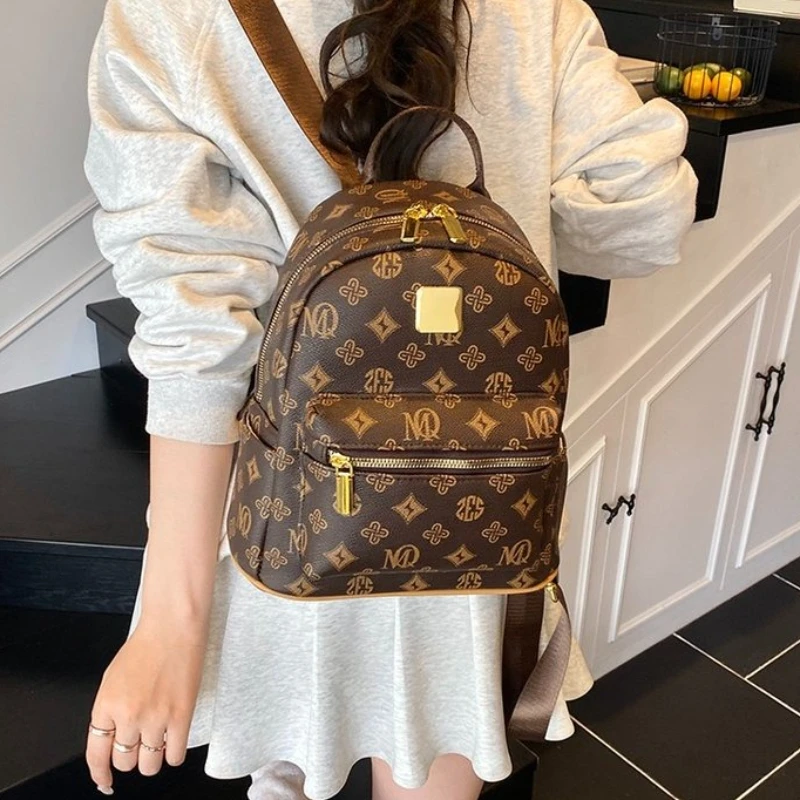 

Ретро, универсальный, простой и легкий женский рюкзак 2025, новый модный рюкзак большой вместимости с принтом