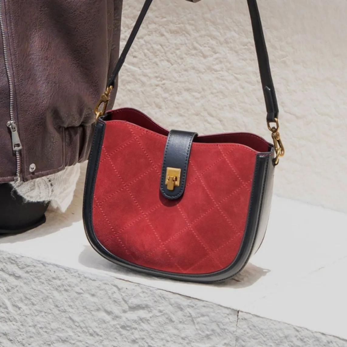 

Women's bag 2025 new retro style frosted leather crossbody shell bag versatile commuting leather bag