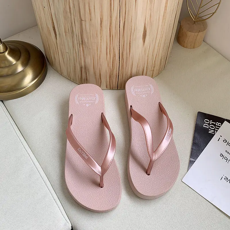New Women Slippers Comfortable Slippers Flip Flop Women Summer Korean Fashion Casual Non-Slip Couple Flip Flops Breathable Beach