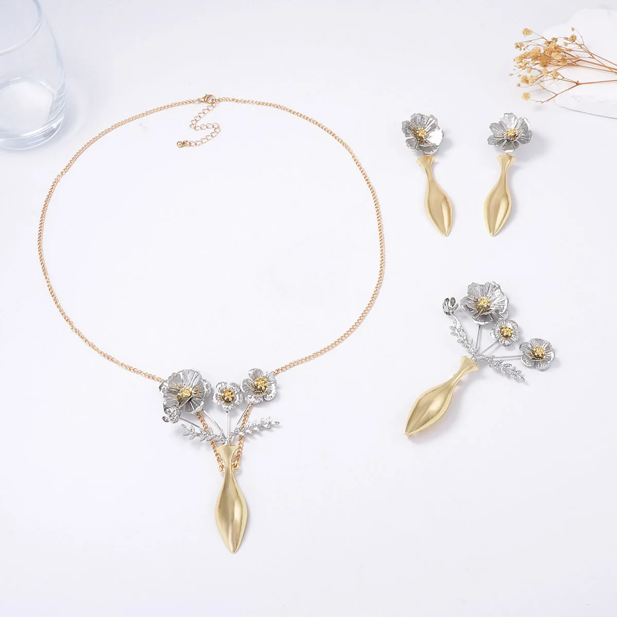 

2025 Autumn Bohemian Flower Vase Jewelry Set for Women Fashion Necklace Earrings Brooch Combination Party Daily Wear Accessories