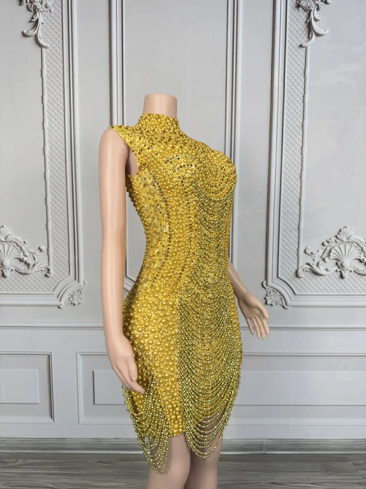 

Jinbi Gorgeous Women High Neck Evening Dress Shining Gold Pearl Chain Dress Celebrity Dinner Red Carpet Walk Evening Party Dress