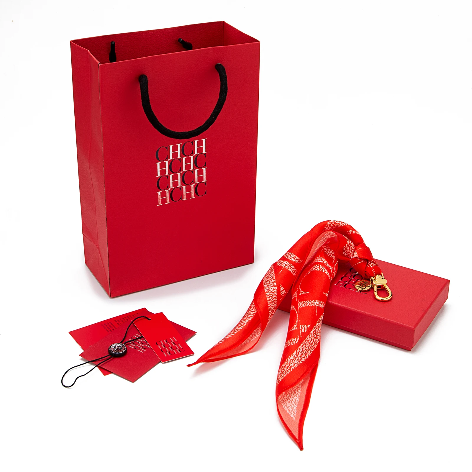 CH Fashion Scarf Accessory Keychain Set Red Monogram Printed Silk Scarf with Gold Metal Charm Bag Decoration Pendant for Wome