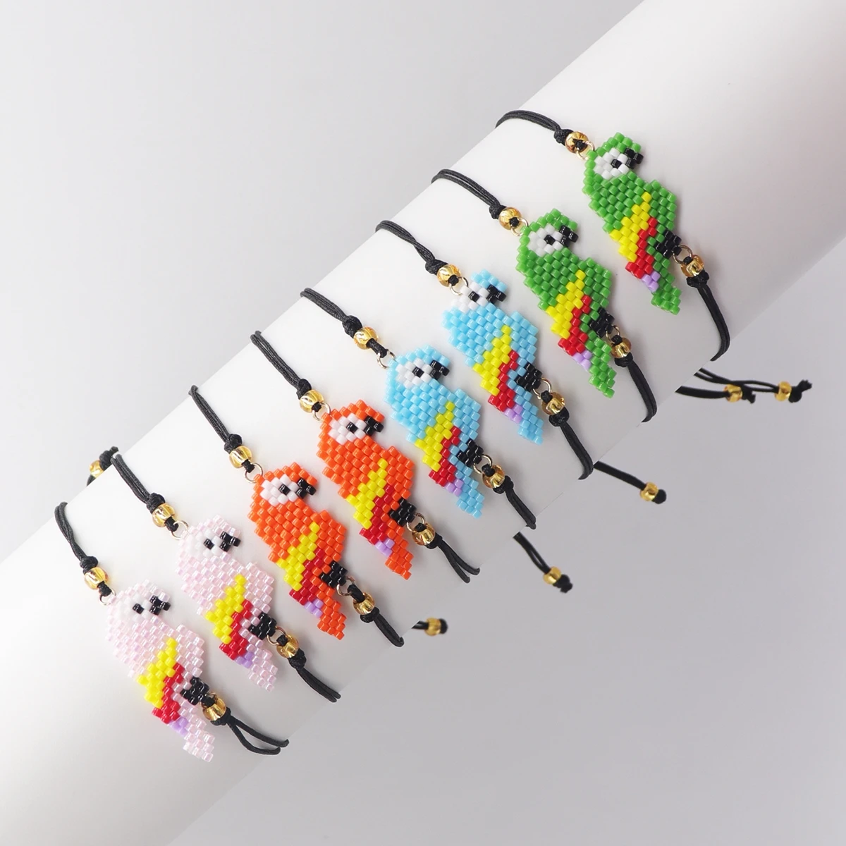 ZHONGVI Cute Animal Bracelet Handmade Parrot Jewelry Delicate Miyuki Beads Drawstring Charm Bangle Accessory Bulk Wholesale