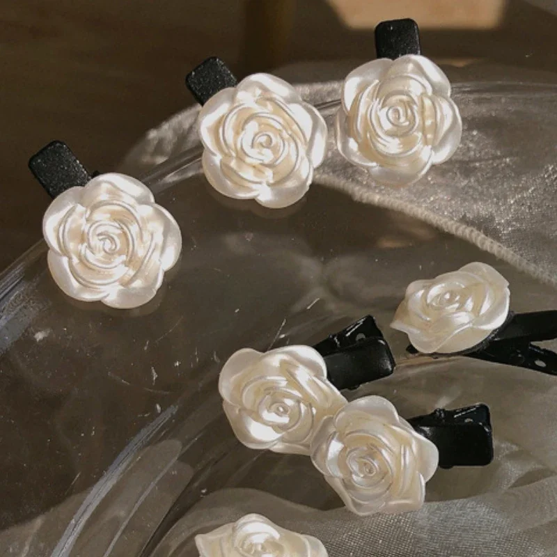 Fashion New Vintage White Roses Hair Clips Coiled  Camellia Flower Headdress Bangs Clip Girl  Accessories for Women