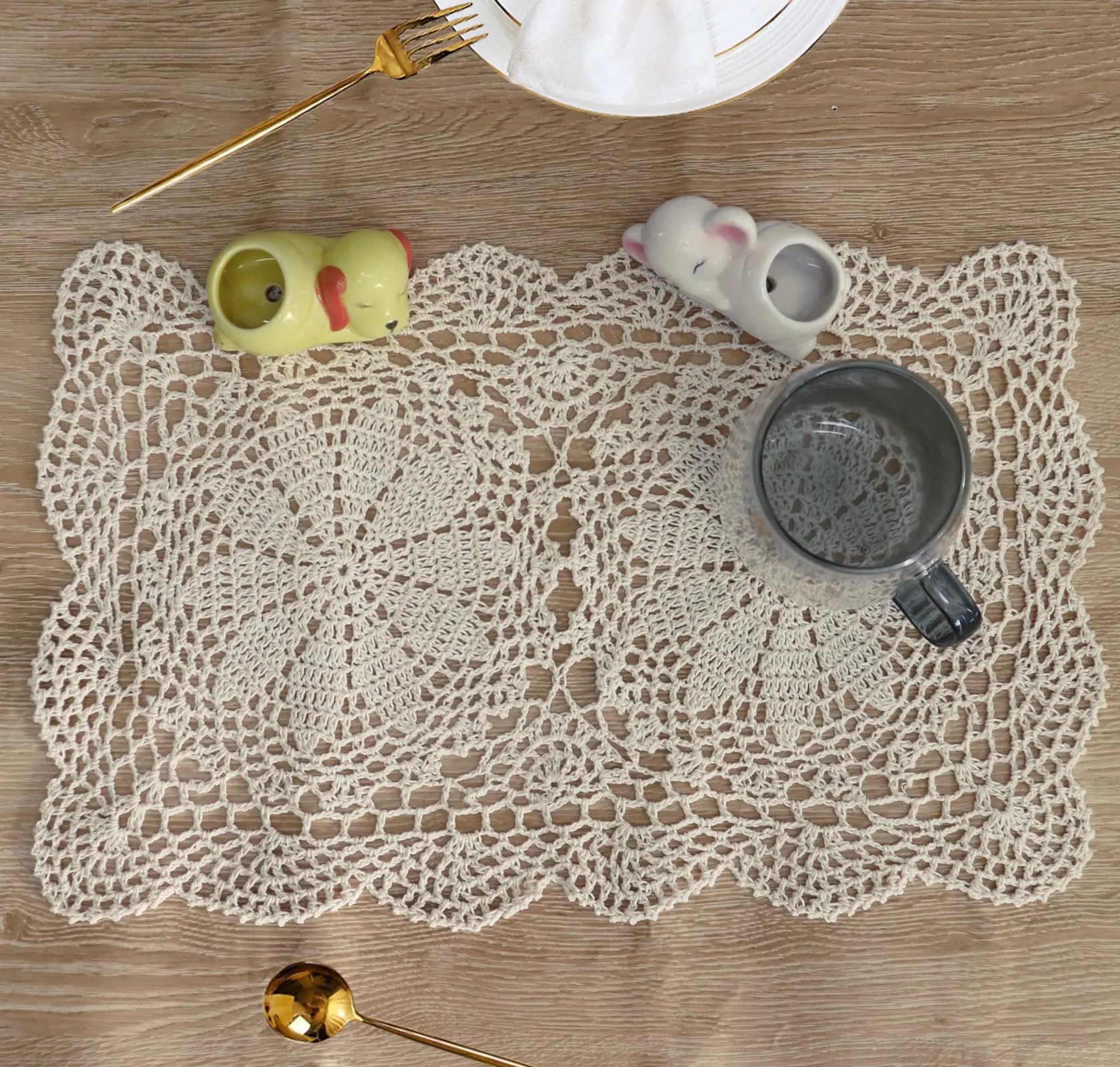 4 Pack Vintage Crochet Lace Doilies for Tables,17 x 10.5 Inch Boho Cotton Rectangle Placemats for Nightstand, End Table Decor
