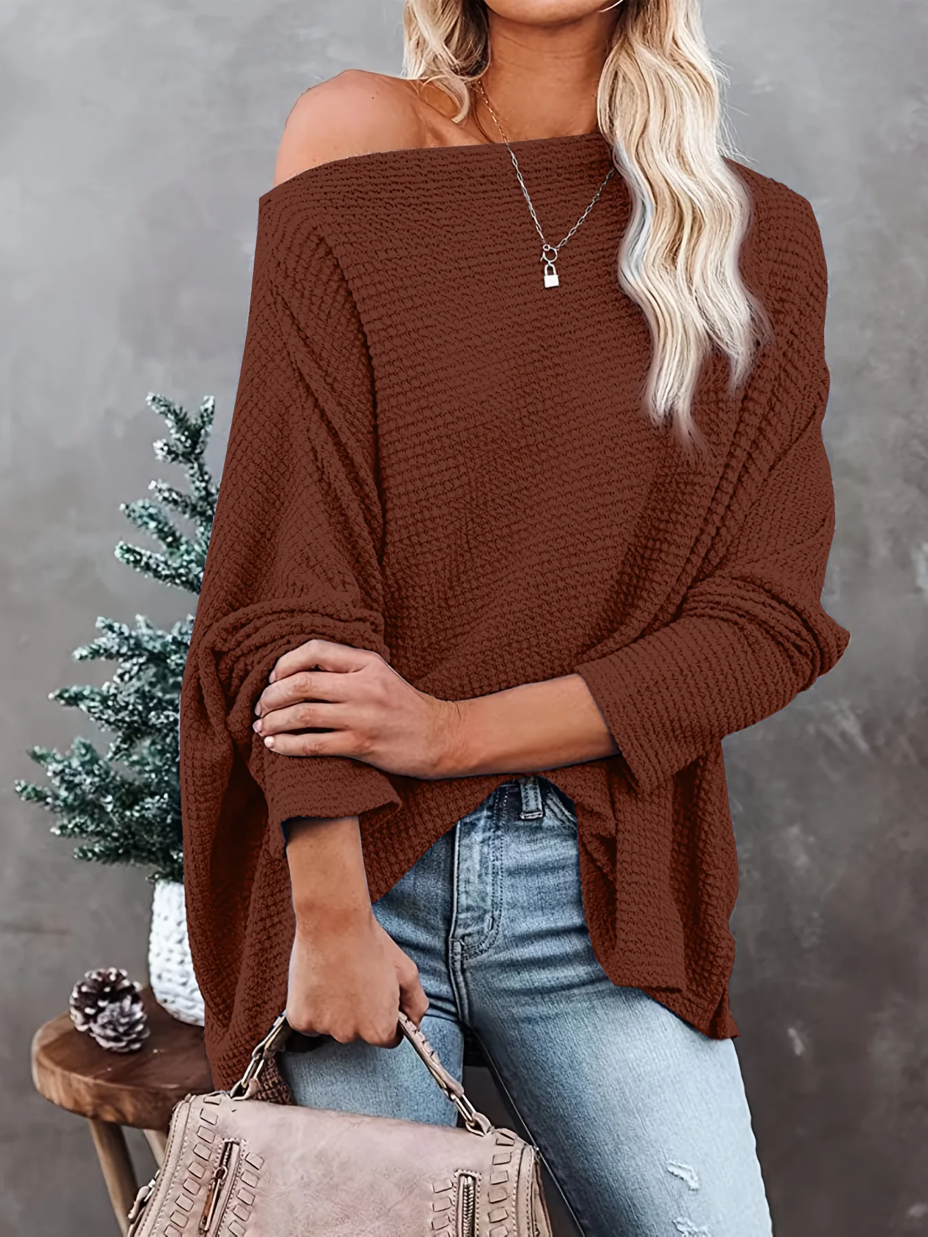 

New Arrivals British style Waffle Knit Pullover Cross Season Soft Touch Tops Fashionable Off Shoulder Street Wear Woman Clothing