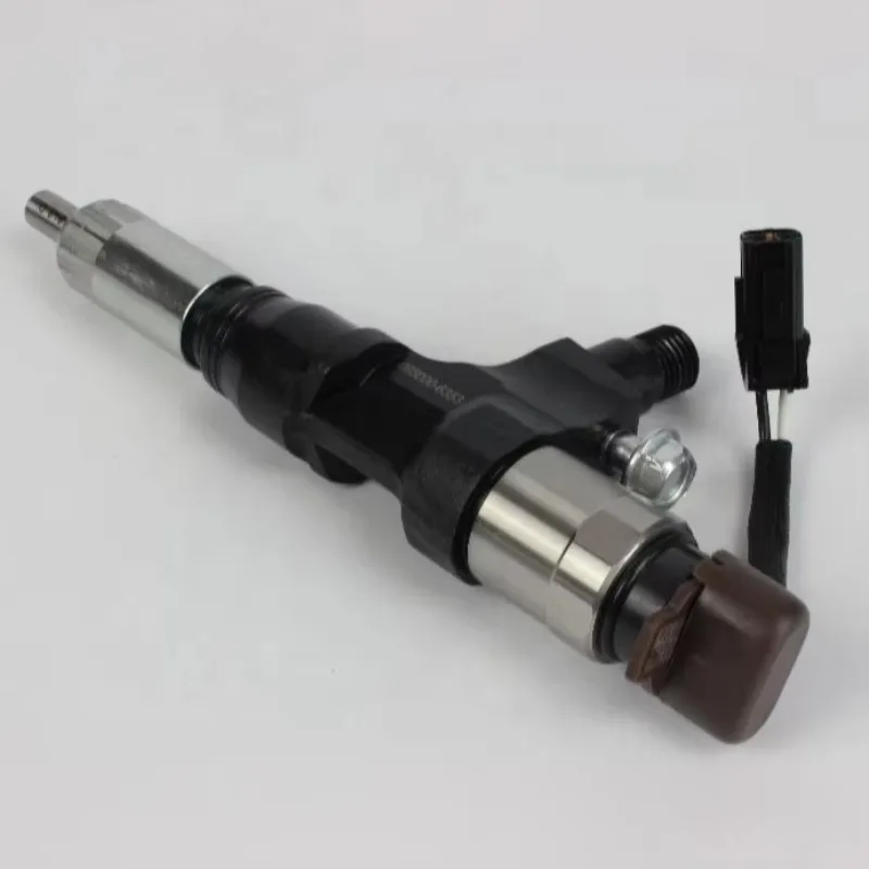 SK200-8 SK210-8 SK250-8 Excavator Nozzle J05E J08E Fuel Injector VH239101430 VH239101430A VH239101440 VH239101440A